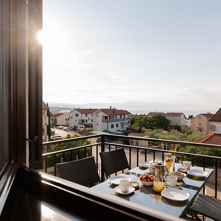 Bubi Apartments Малинска Екстериор снимка