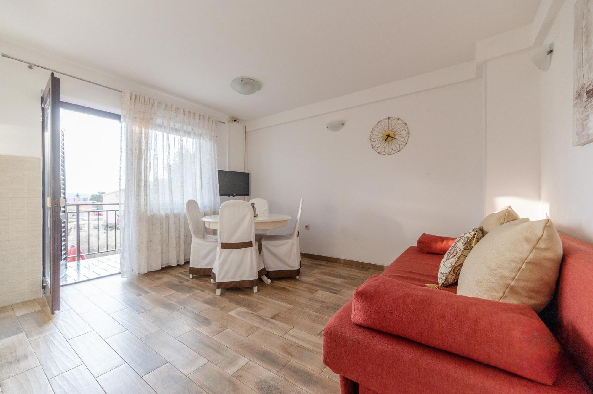 Bubi Apartments Малинска Екстериор снимка