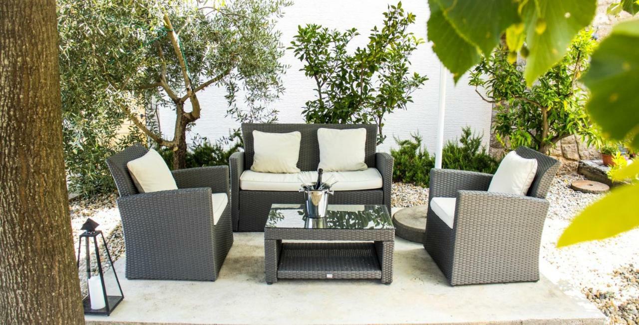 Bubi Apartments Малинска Екстериор снимка